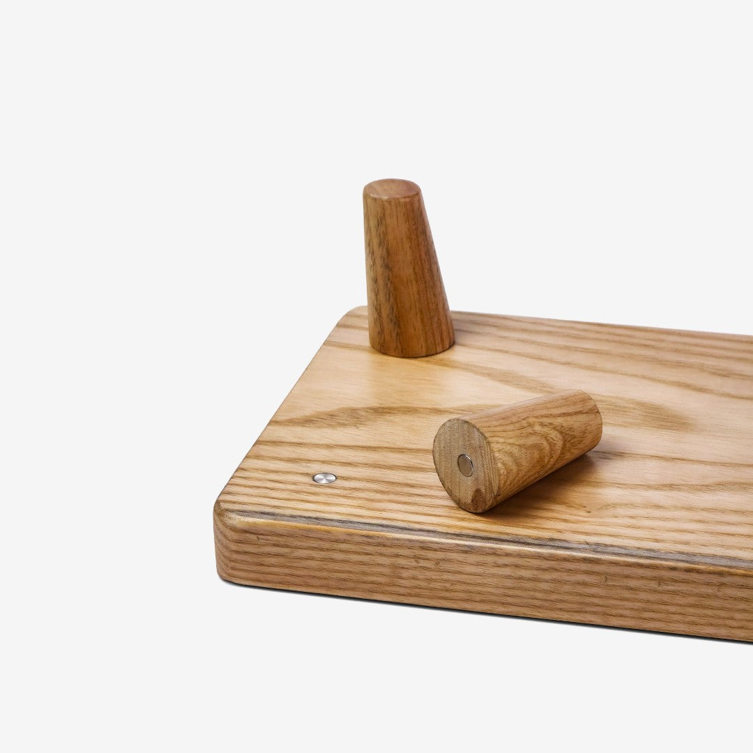 Khay gỗ xếp đồ bàn làm việc – “Ban Tổ Chức” từ Peanut's Woodworks