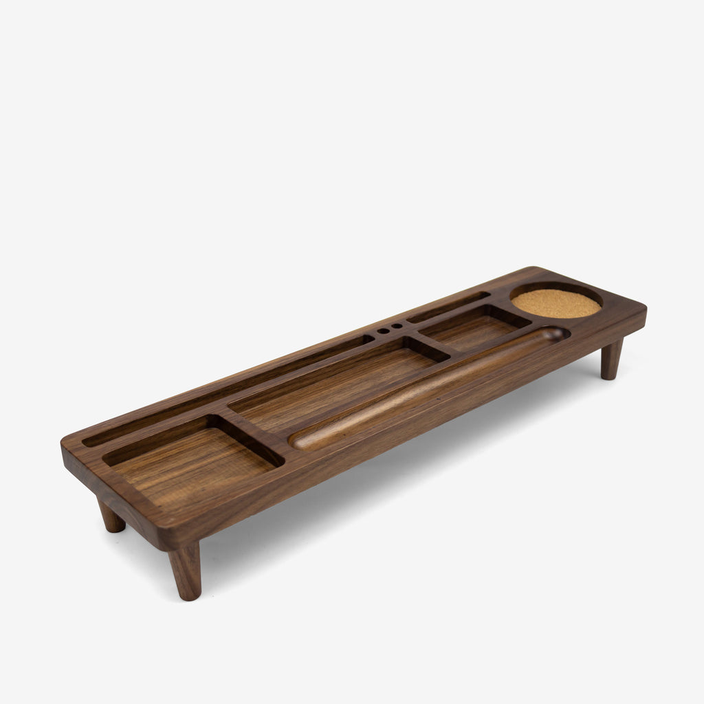 Khay gỗ xếp đồ bàn làm việc - "Ban Tổ Chức" từ Peanut's Woodworks