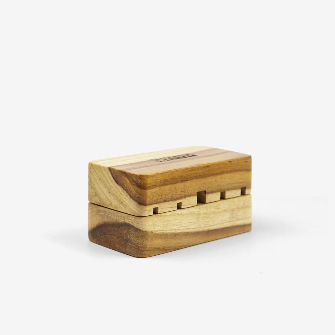 Chặn gỗ giữ dây cáp - "Bitelock" từ Peanut’s Woodworks