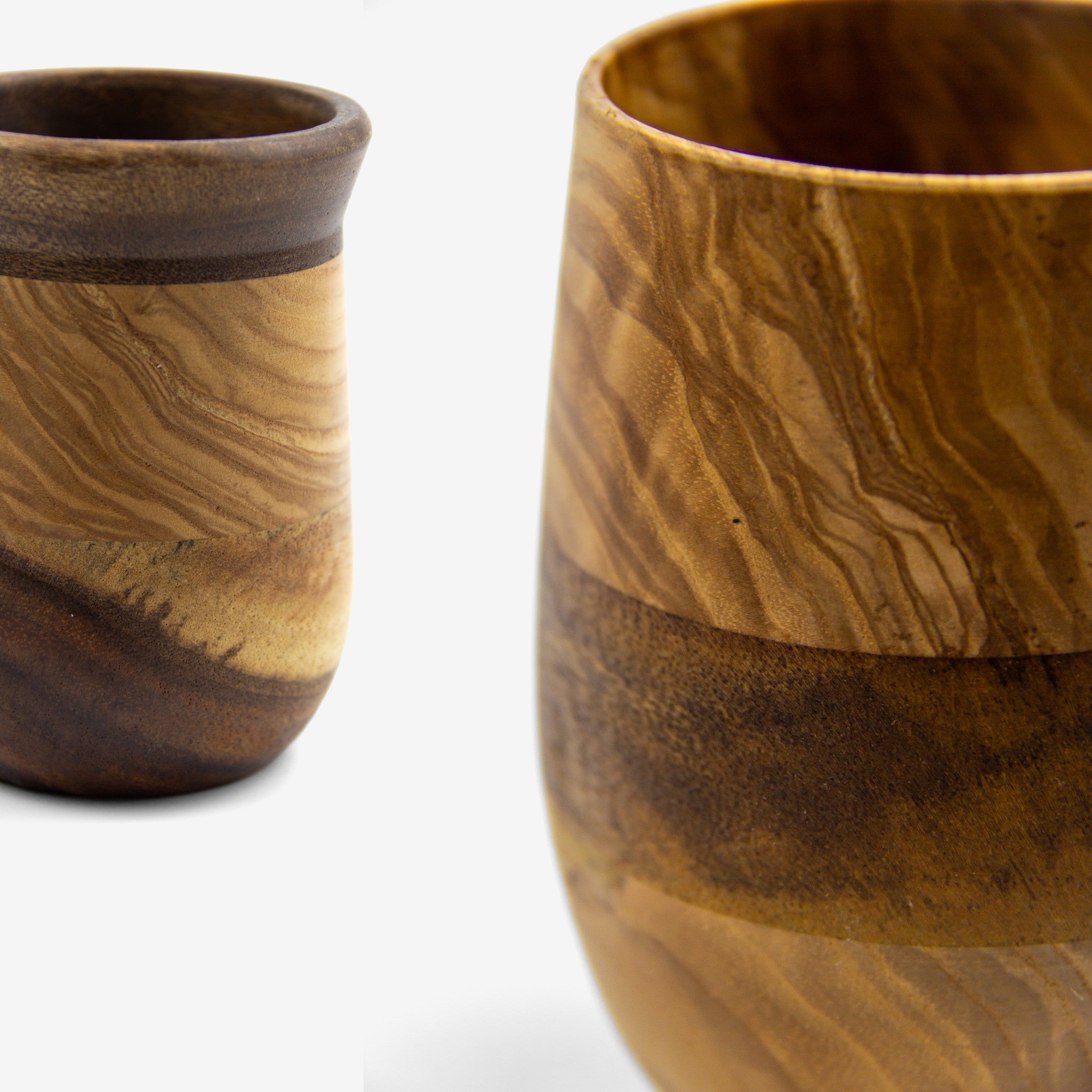 Cốc đựng bút - "Deskdrop" từ Peanut's Woodworks