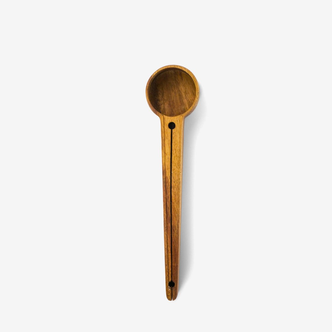 Muỗng gỗ kiêm kẹp miệng túi – “Kẹp Mỏ” từ Peanut's Woodworks