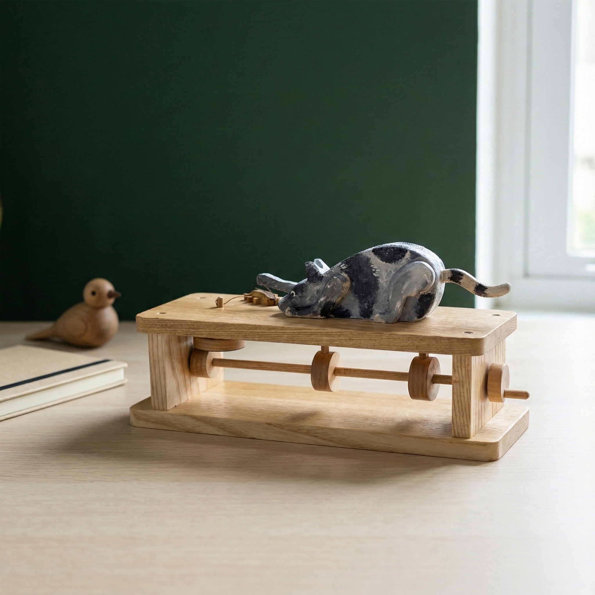 Đồ chơi gỗ cơ học - "Roach & Roll" từ Peanut’s Woodworks