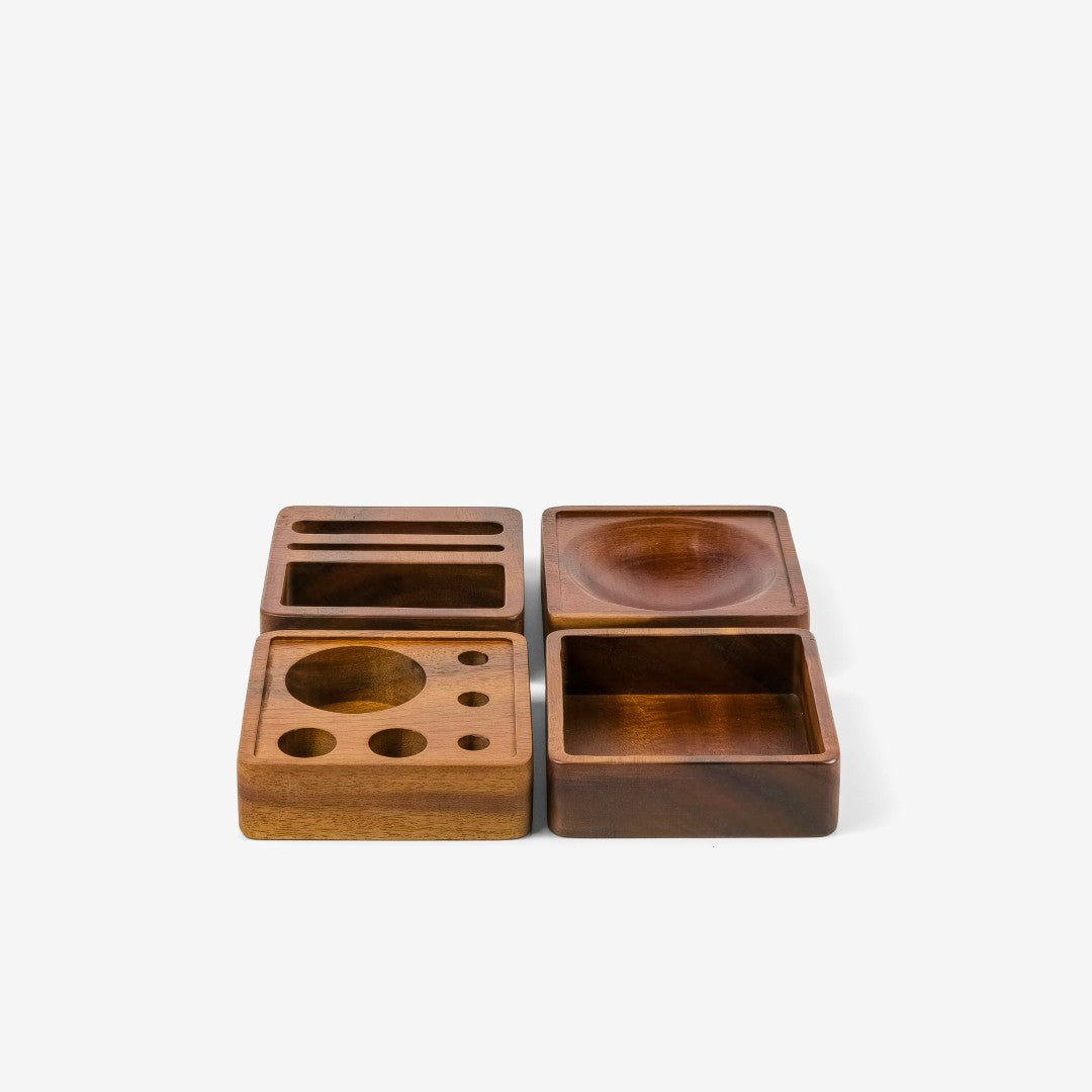 Bộ khay gỗ xếp đồ bàn làm việc – “Squarelings” từ Peanut's Woodworks