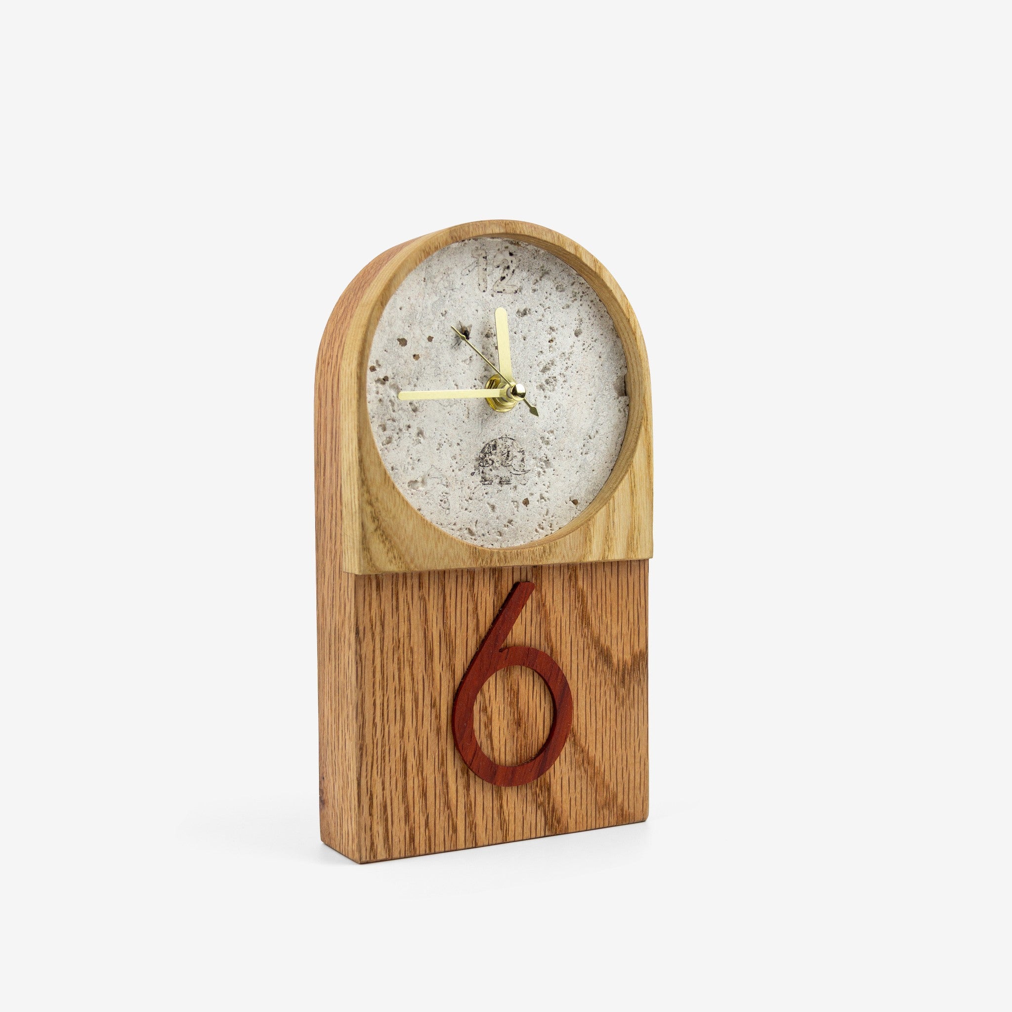 Đồng hồ gỗ để bàn dạng đứng - "Tallnut" từ Peanut’s Woodworks