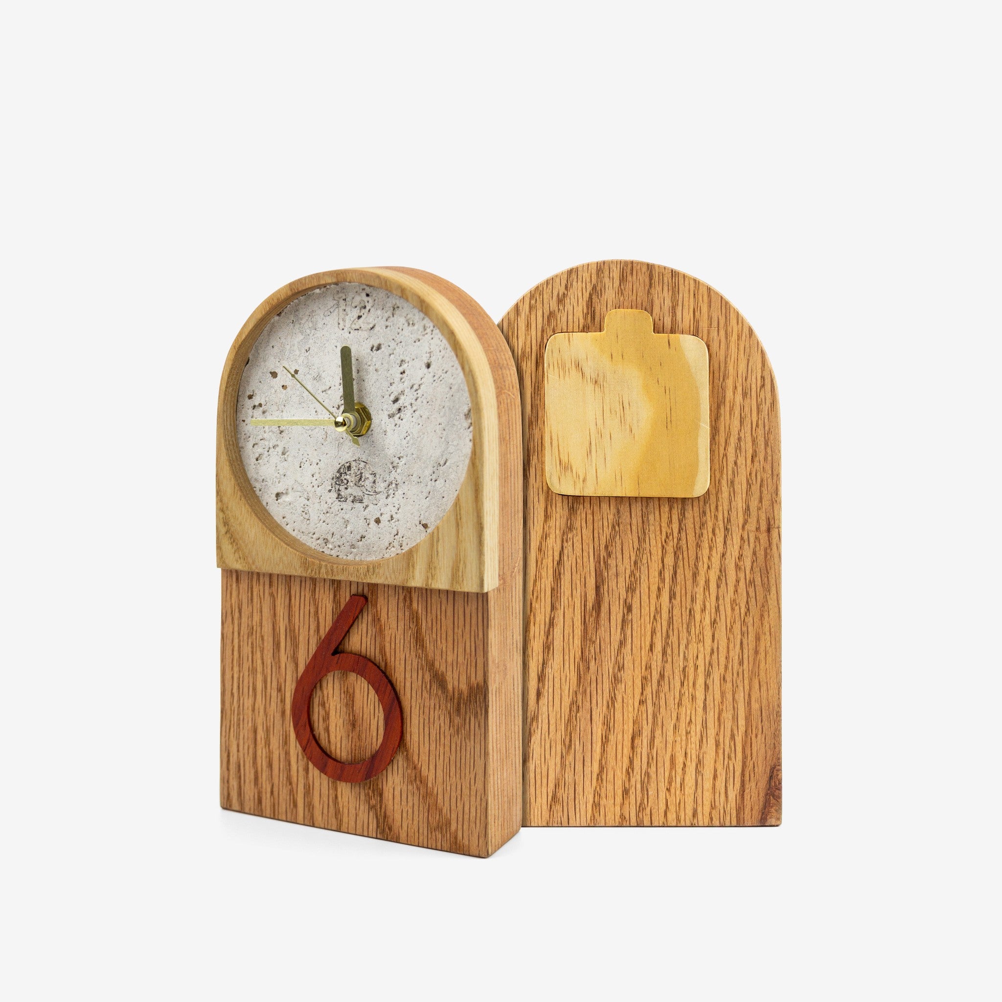 Đồng hồ gỗ để bàn dạng đứng - "Tallnut" từ Peanut’s Woodworks