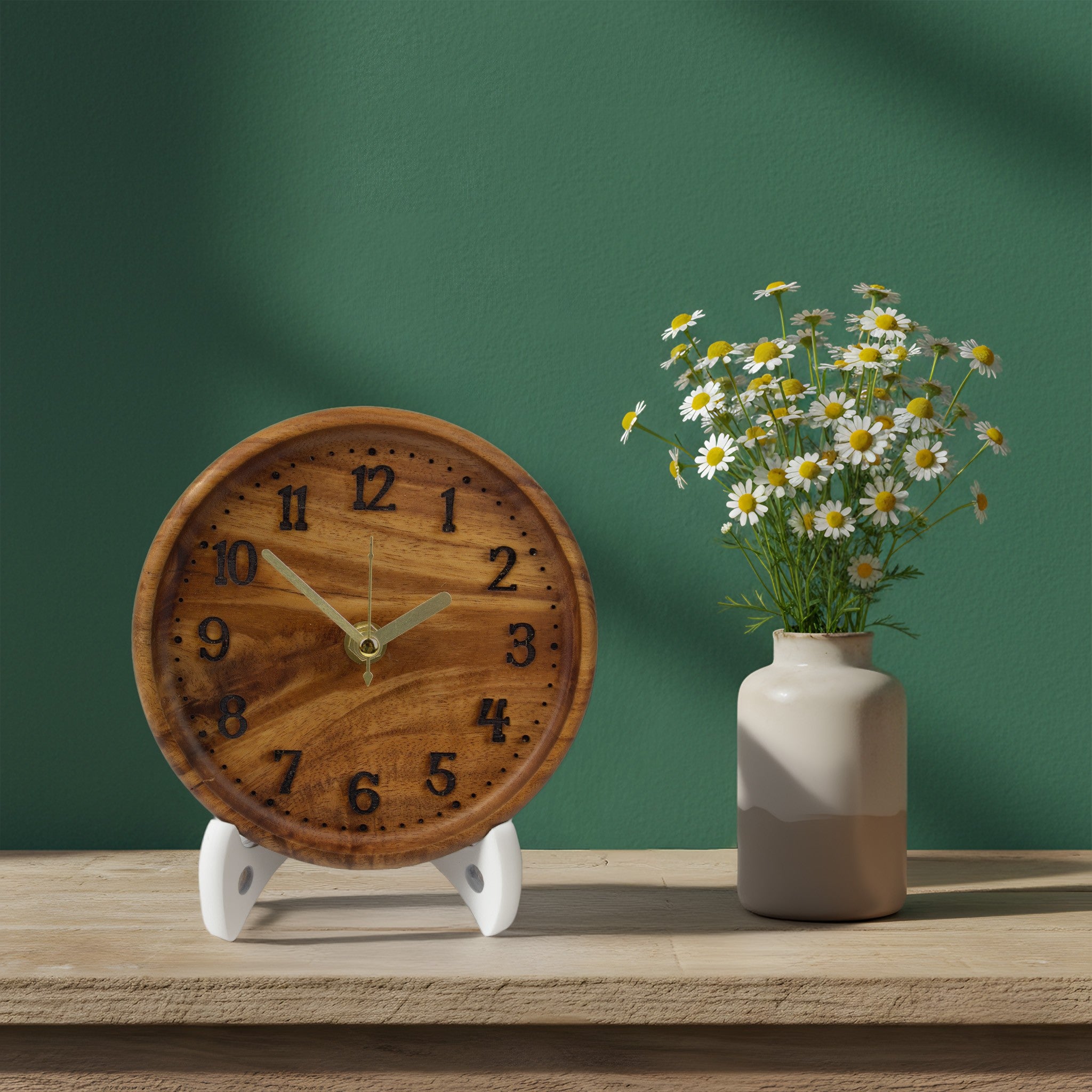 Đồng hồ gỗ để bàn hình tròn - "Woockie" từ Peanut’s Woodworks